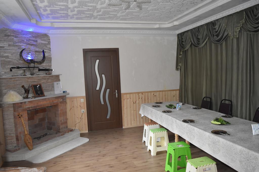 Qusha Guesthouse Meeting In The Mountains And Views Kazbegi Eksteriør bilde